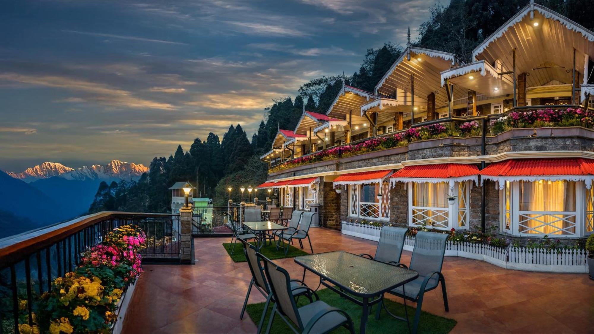 Summit Grace Boutique Hotel & Spa Darjeeling  Exterior photo